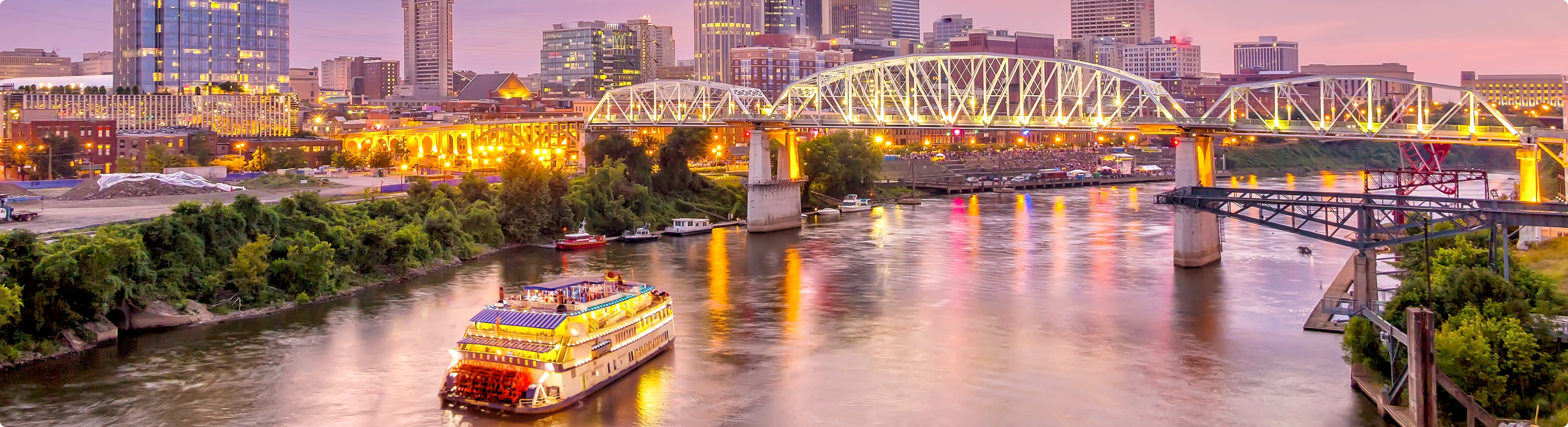 Nashville skyline at sunset